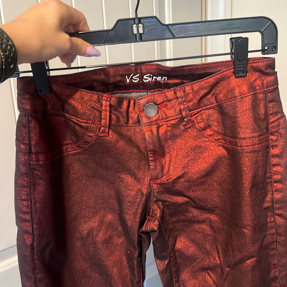 Victoria’s Secret VS SIREN SKINNY JEANS in red metallic super stretchy size 4